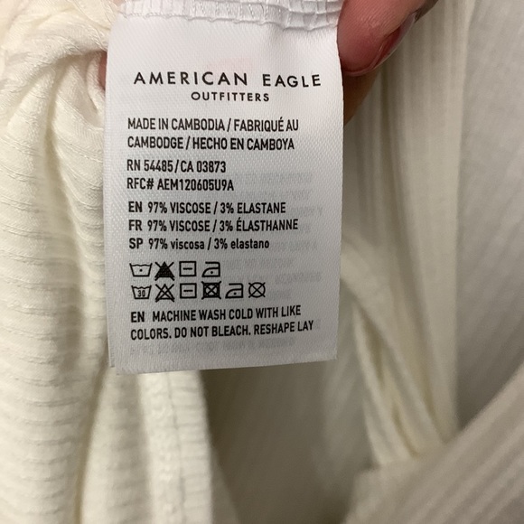 American Eagle soft and sexy Rib cross back white Tank top Medium-read descripti - Picture 9 of 10